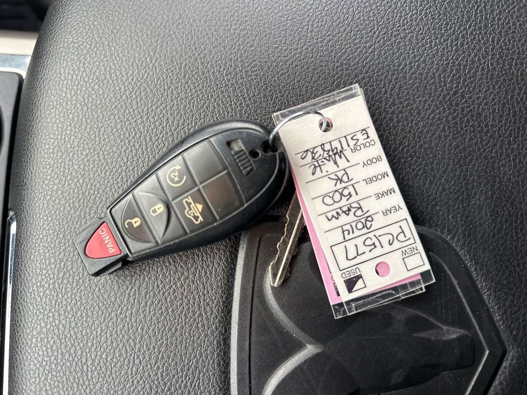 Used 2014 RAM 1500 Laramie image 31