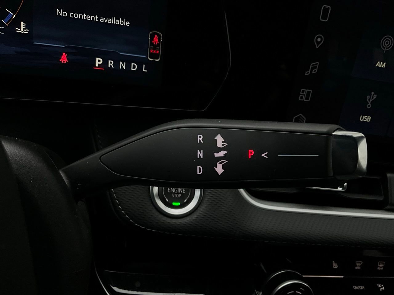 Used 2025 Chevrolet Equinox LT image 35