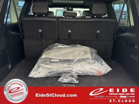 New 2026 Jeep Grand Wagoneer L Limited image 12