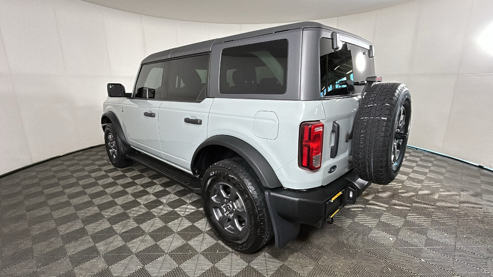 Used 2024 Ford Bronco Big Bend AWD/4WD image 5