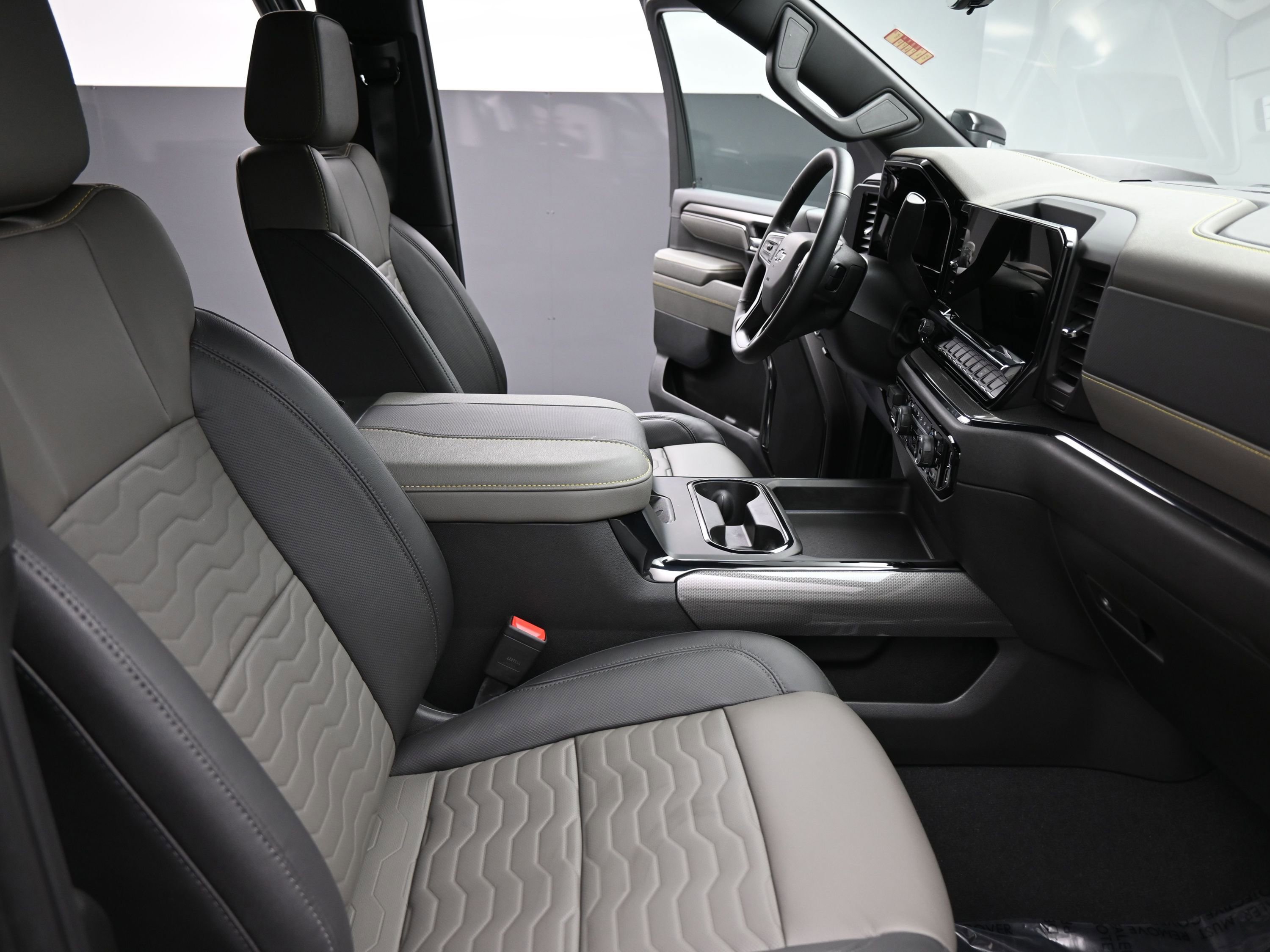 Used 2026 Chevrolet Silverado 2500 ZR2 image 18