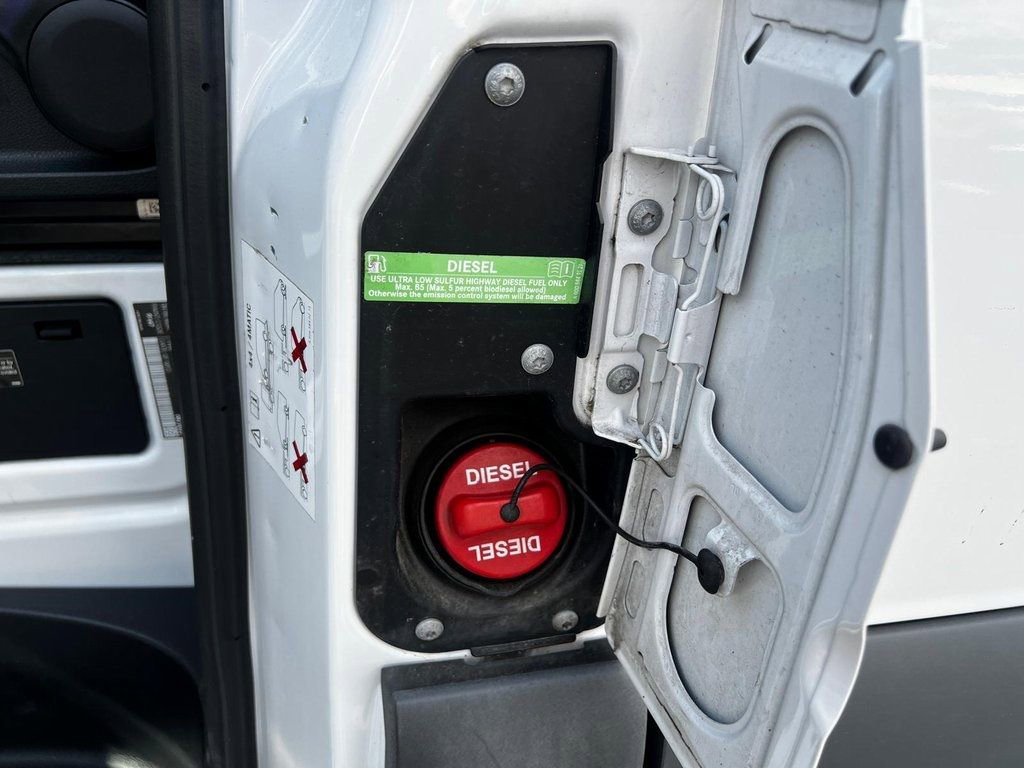Used 2022 Mercedes-Benz Sprinter 144 Cargo image 9