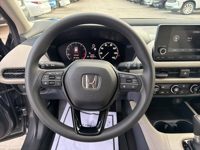 Used 2023 Honda HR-V LX image 12