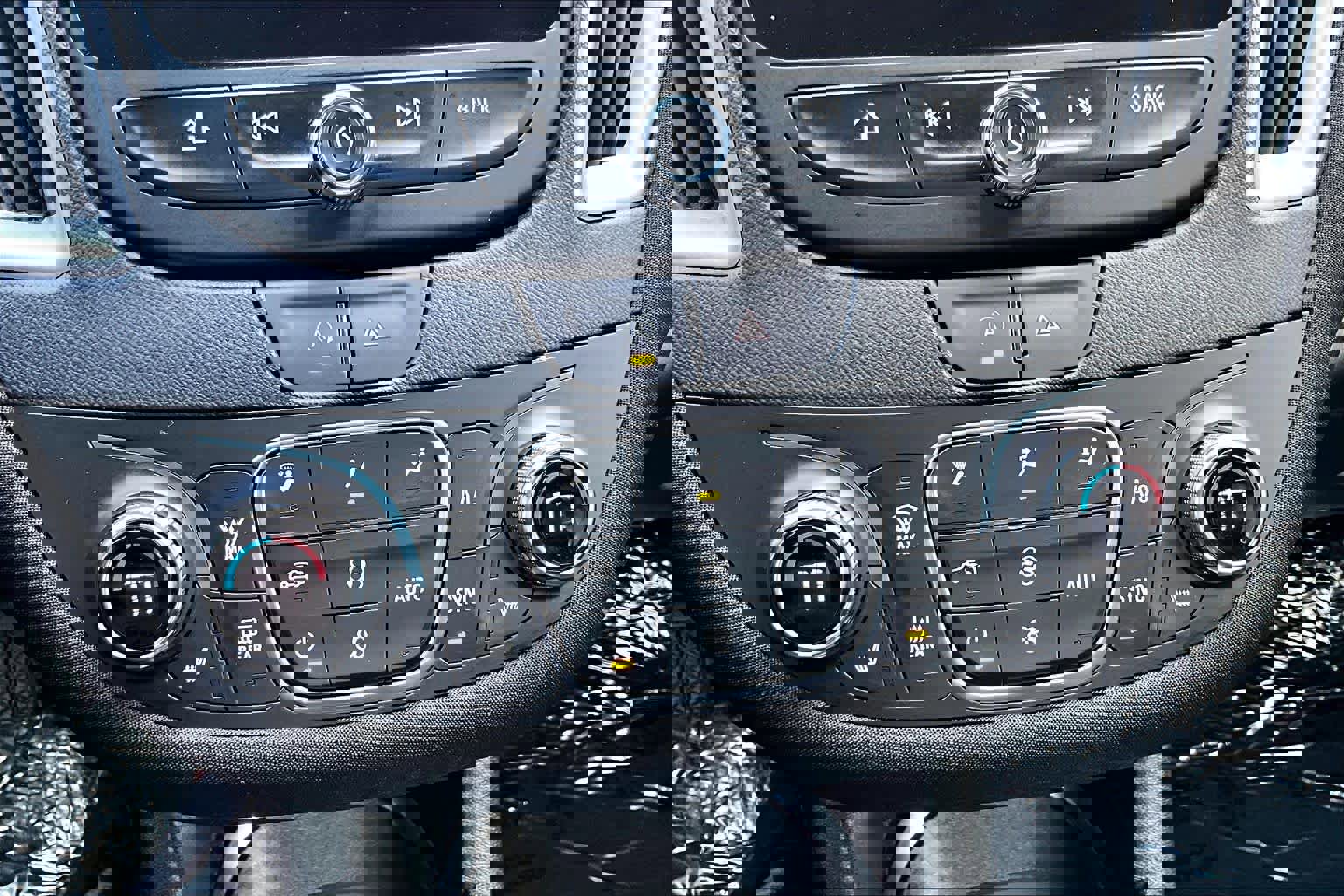 Used 2024 Chevrolet Malibu LT image 33