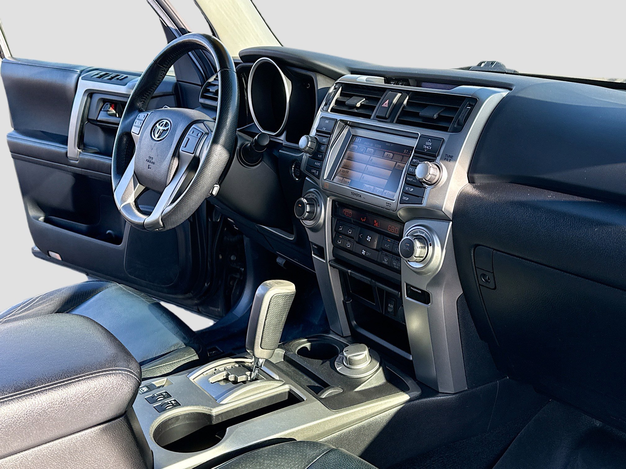 Used 2012 Toyota 4Runner Limited image 5