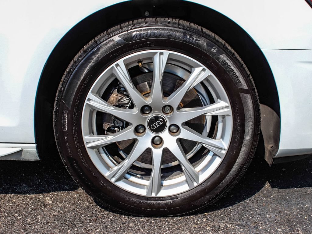 Used 2023 Audi A4 2.0T Premium w/ Convenience Package AWD/4WD image 7