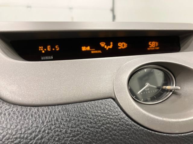 Used 2004 INFINITI G35 Coupe w/ Performance Tire & Wheel Pkg image 18