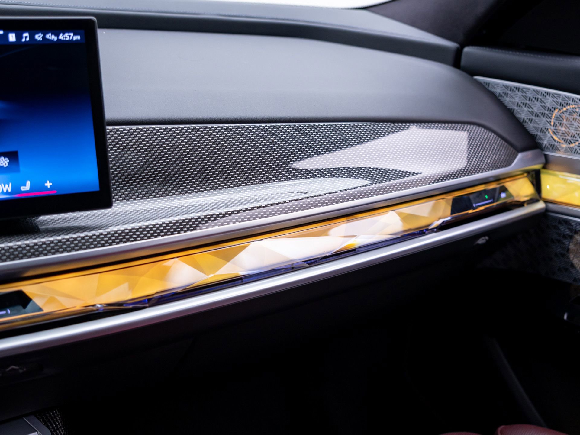 Certified 2023 BMW i7 xDrive60 AWD/4WD image 31