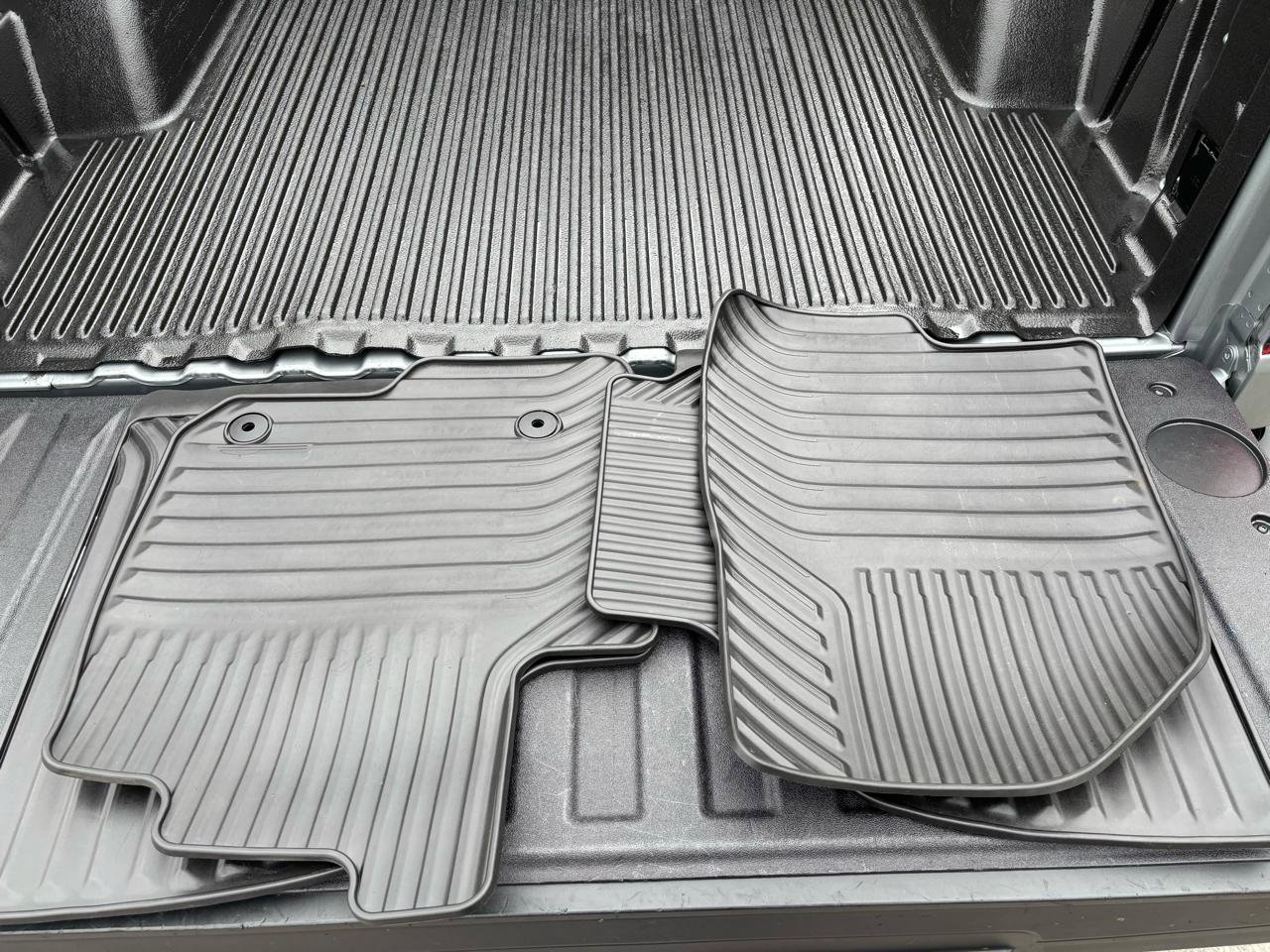 Used 2025 Chevrolet Silverado 1500 RST w/ Convenience Package II image 44