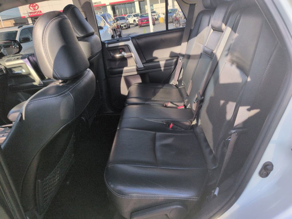 Used 2015 Toyota 4Runner Limited AWD/4WD image 25