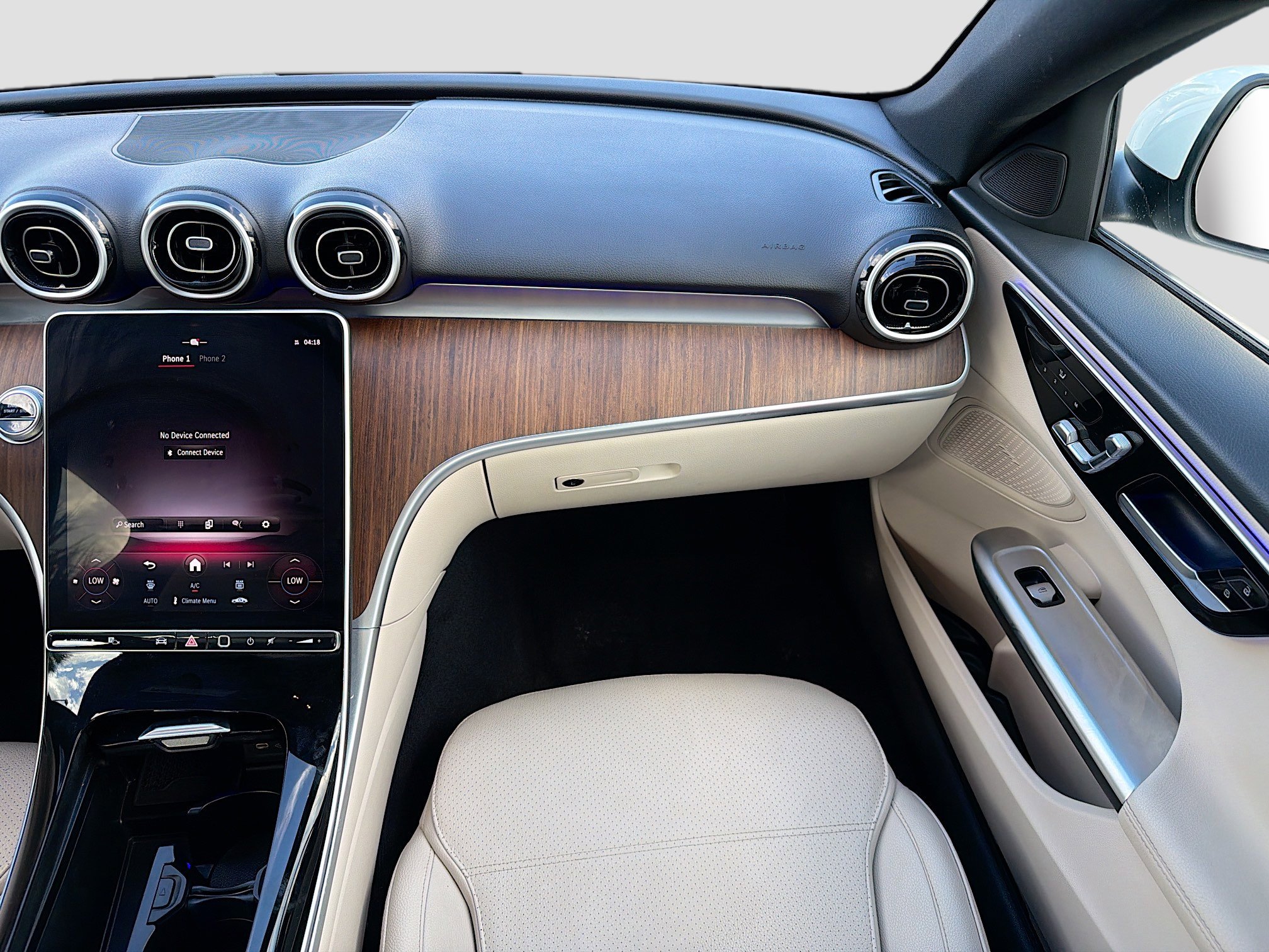 Used 2025 Mercedes-Benz C 300 4MATIC Sedan image 18