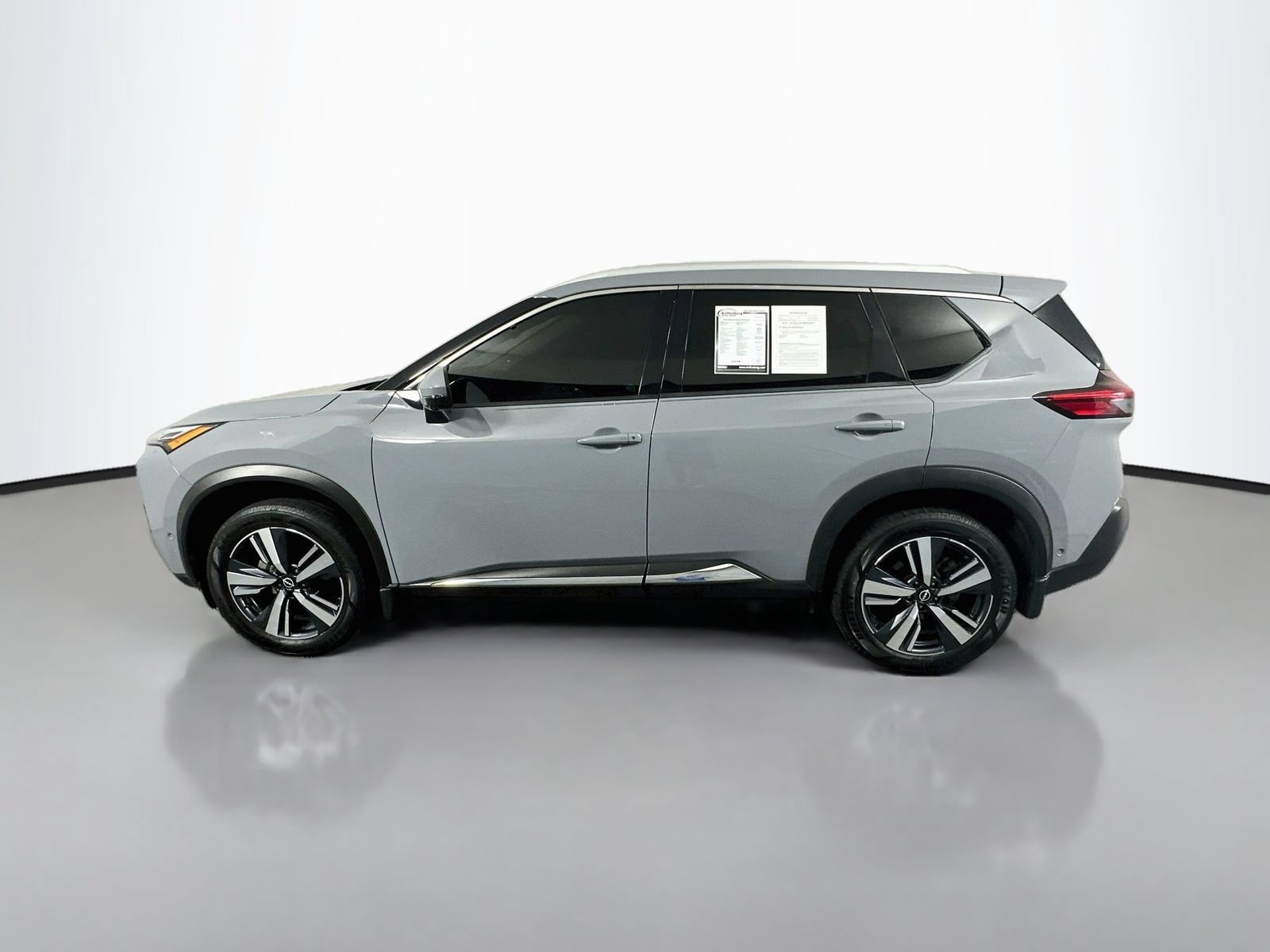 Used 2023 Nissan Rogue Platinum w/ Platinum Premium Package AWD/4WD image 4