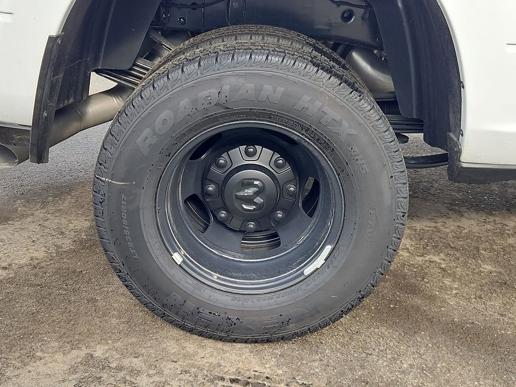 New 2026 RAM 3500 Tradesman image 9