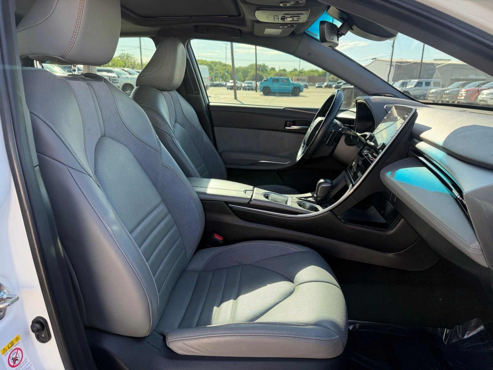 Used 2019 Toyota Avalon XSE FWD image 24