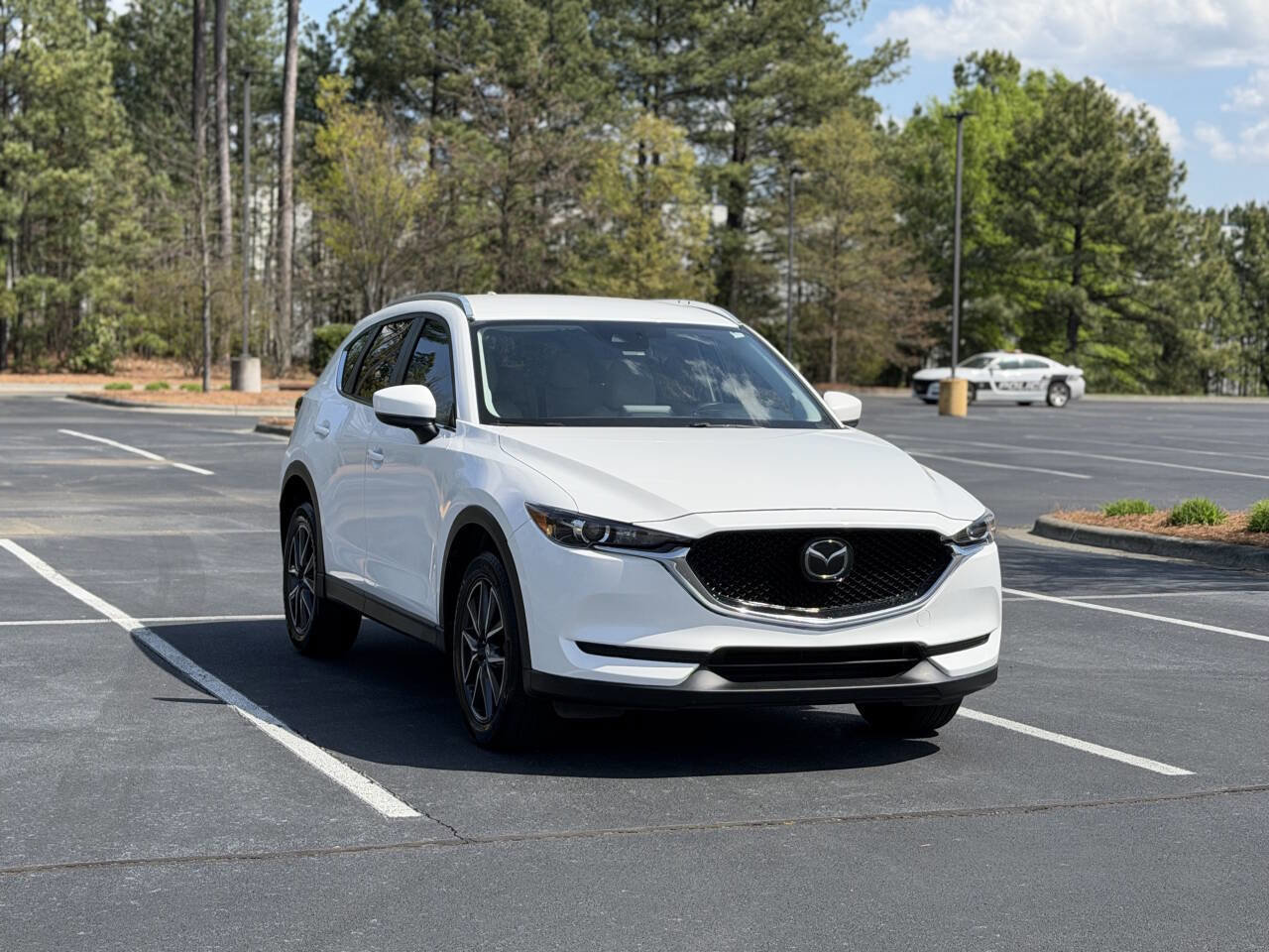 Used 2018 MAZDA CX-5 Touring image 1