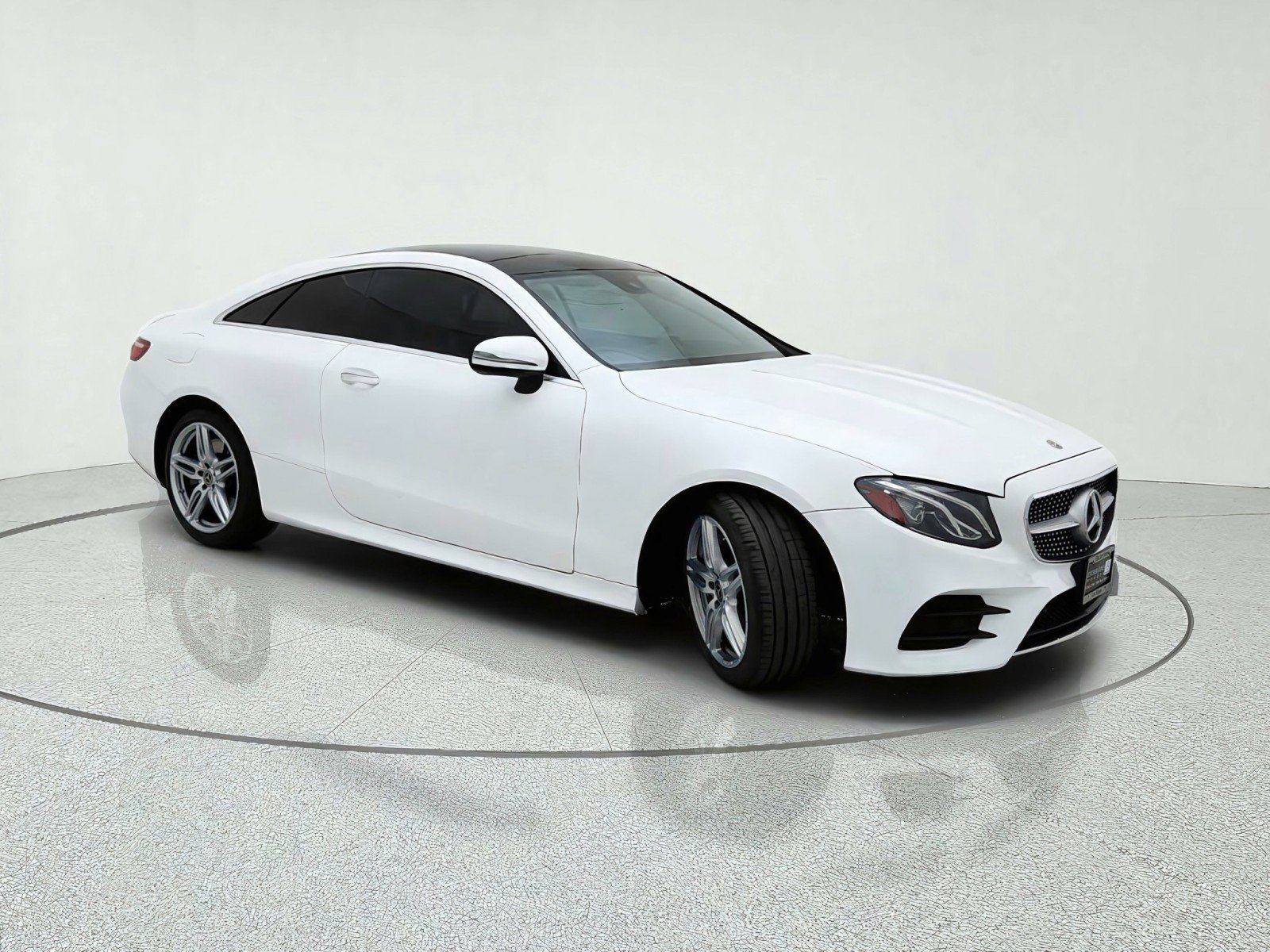 Used 2019 Mercedes-Benz E 450 Coupe image 5