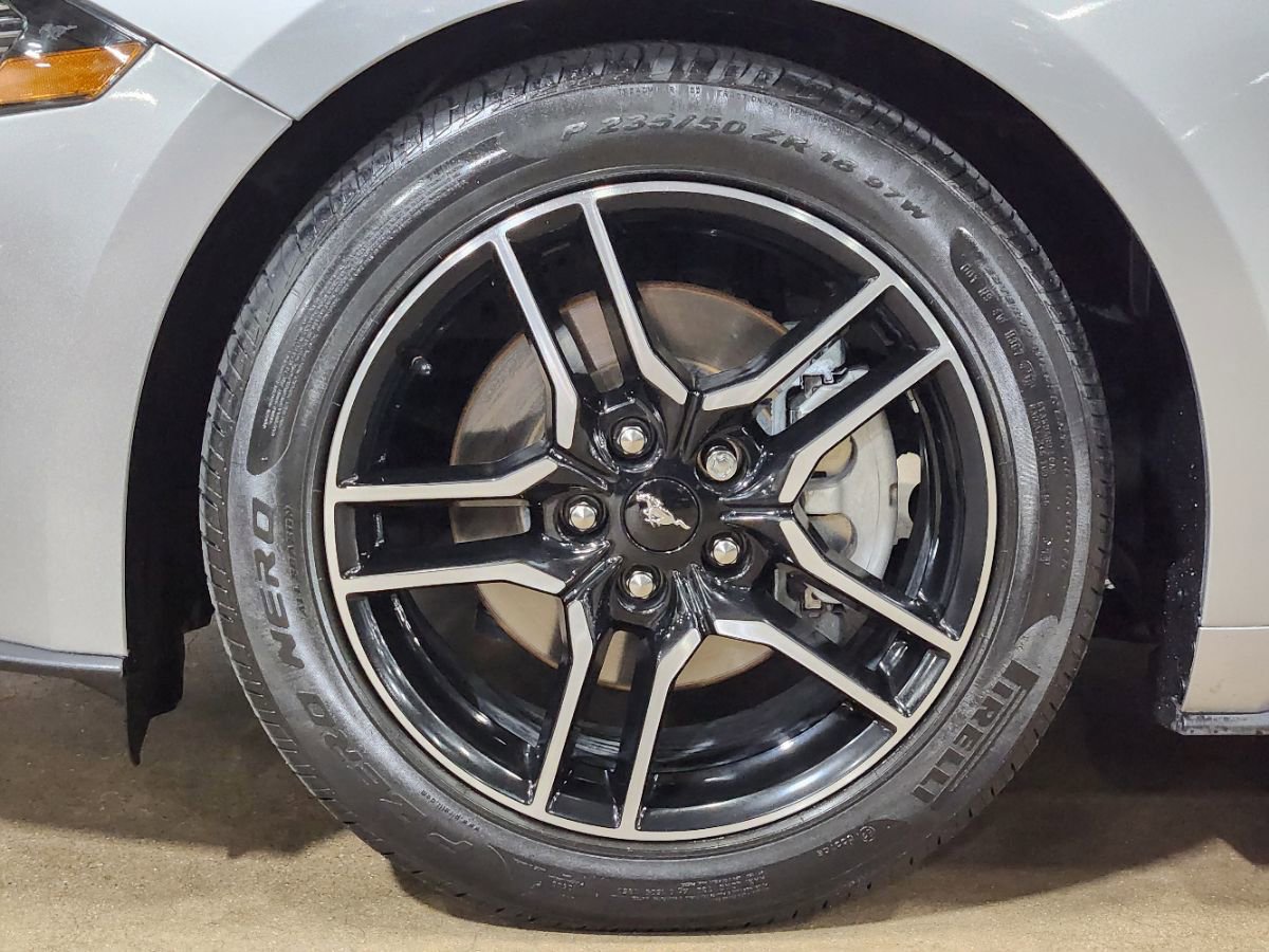 Used 2020 Ford Mustang Premium RWD image 28