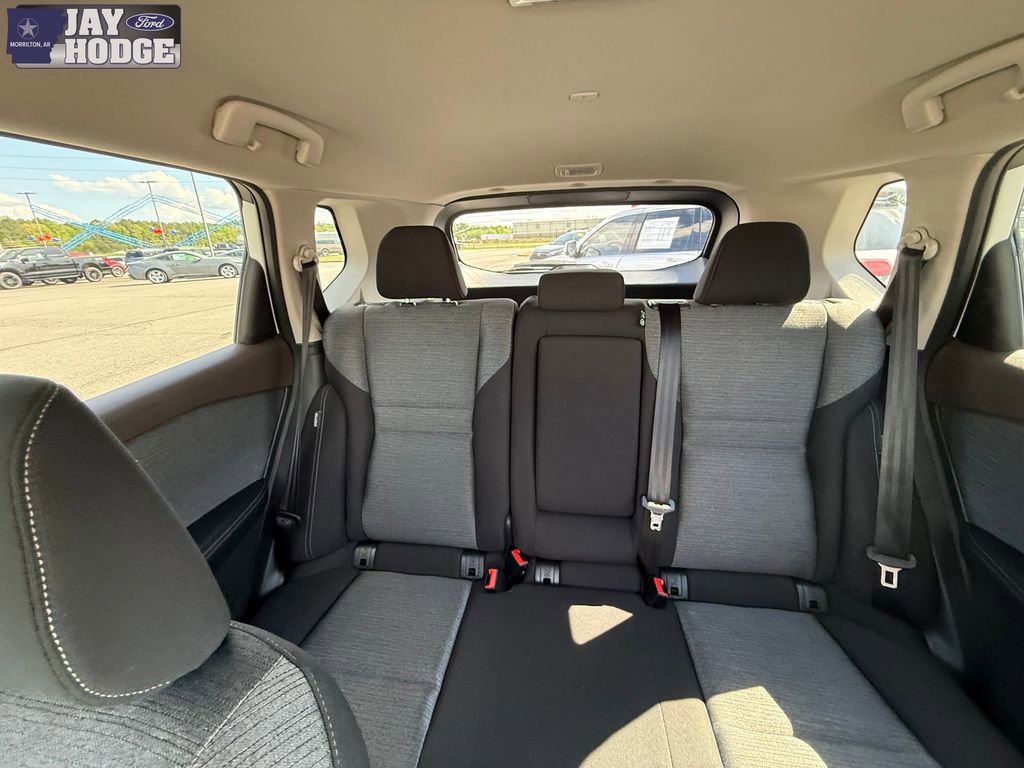 Used 2023 Nissan Rogue SV image 36