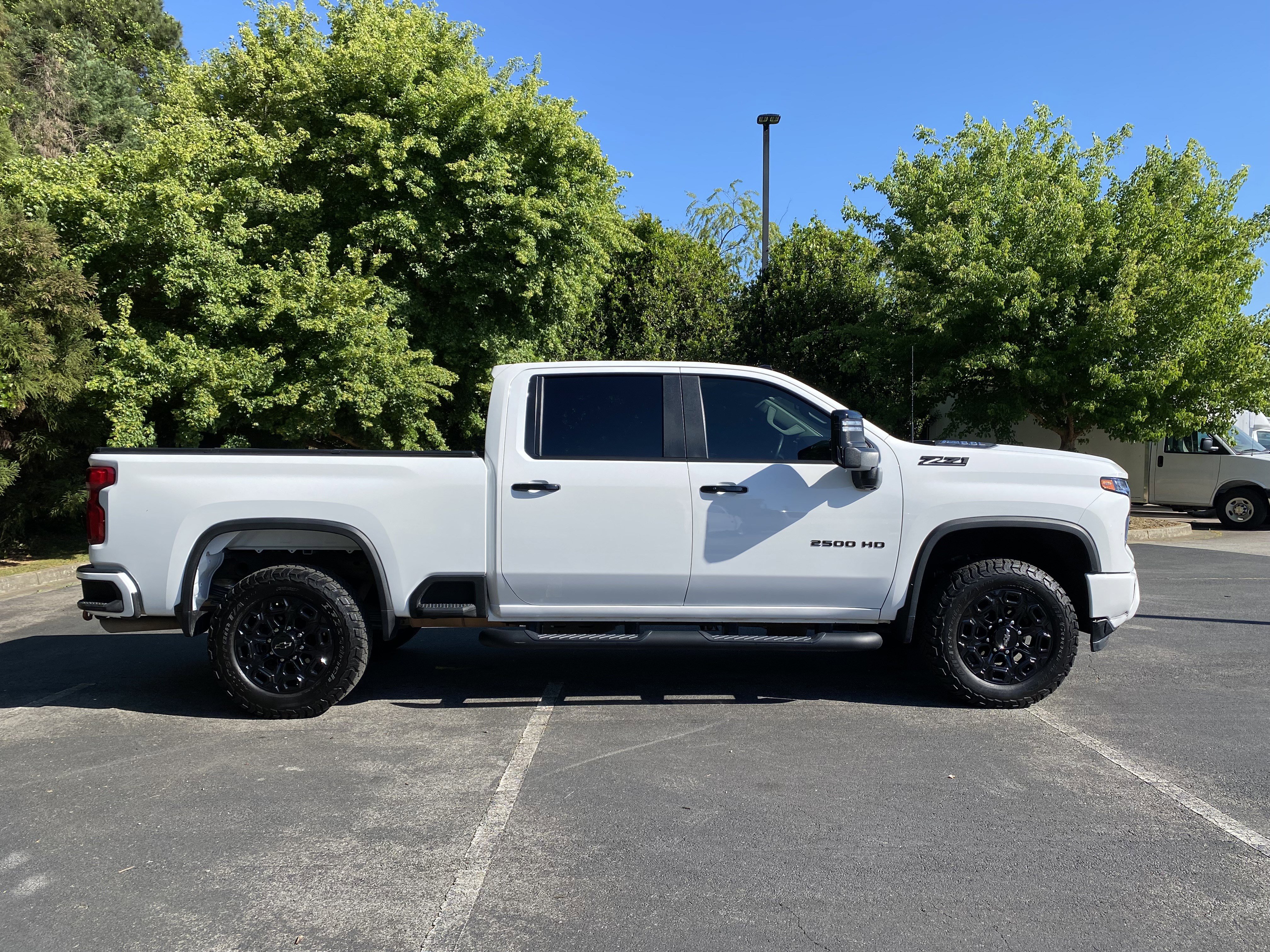 Used 2024 Chevrolet Silverado 2500 LT w/ Z71 Sport Edition AWD/4WD image 10
