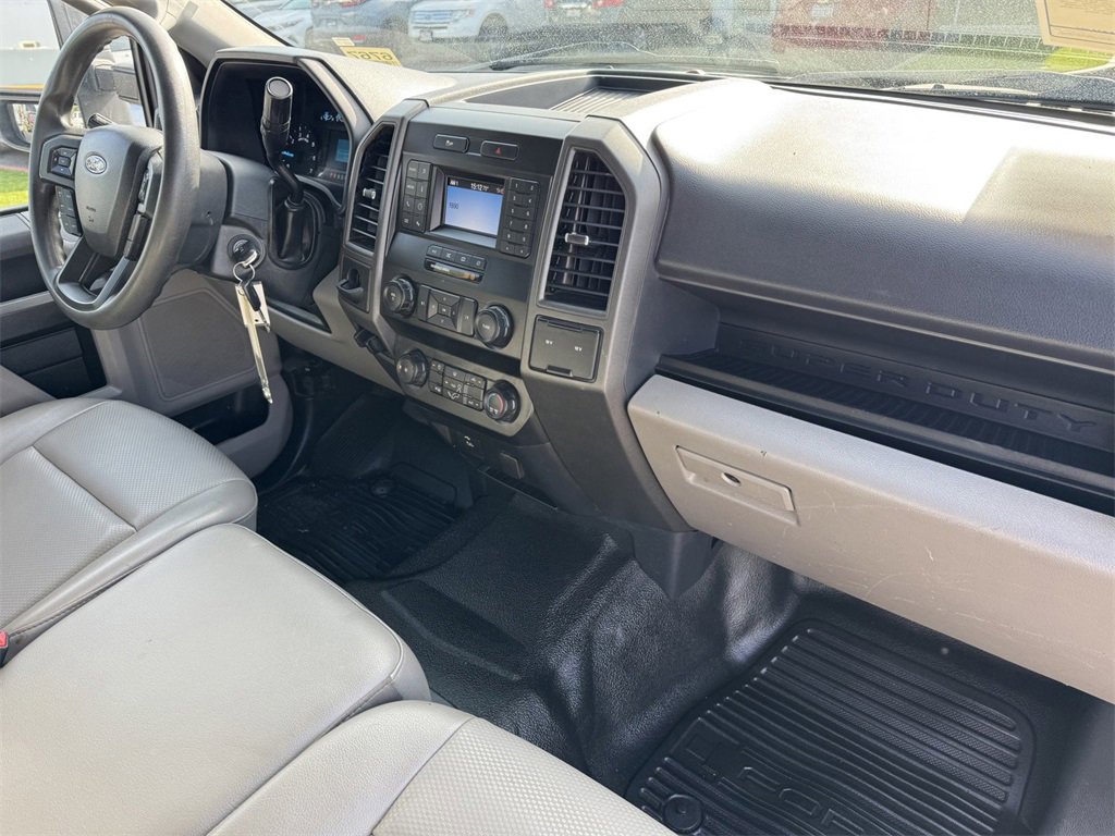 Certified 2022 Ford F250 XL w/ Power Equipment Group image 5