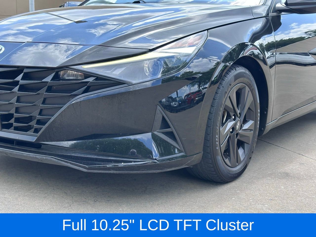 Used 2021 Hyundai Elantra SEL w/ Convenience Package image 9