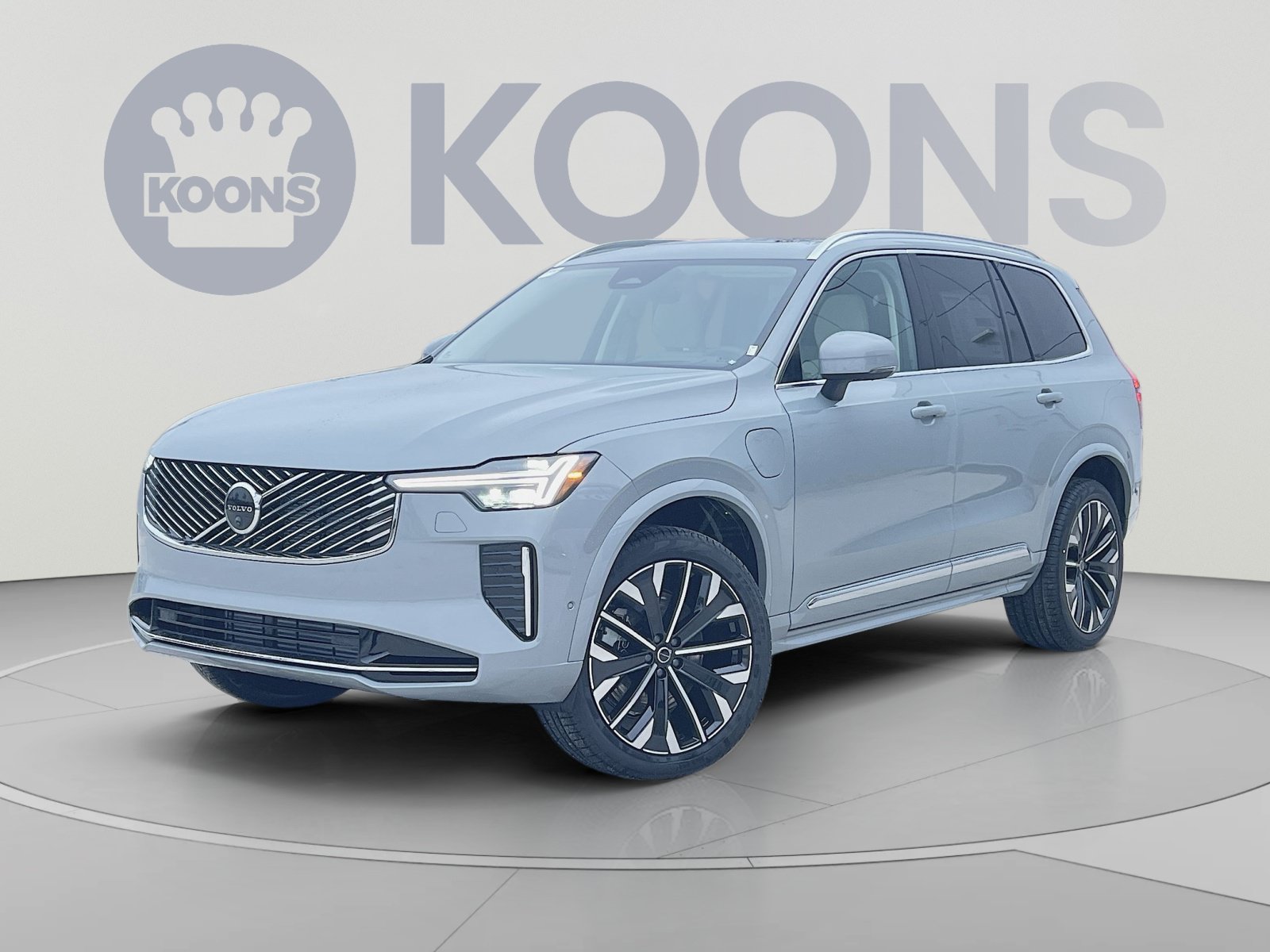 New 2026 Volvo XC90 T8 Ultra w/ Protection Package Premier