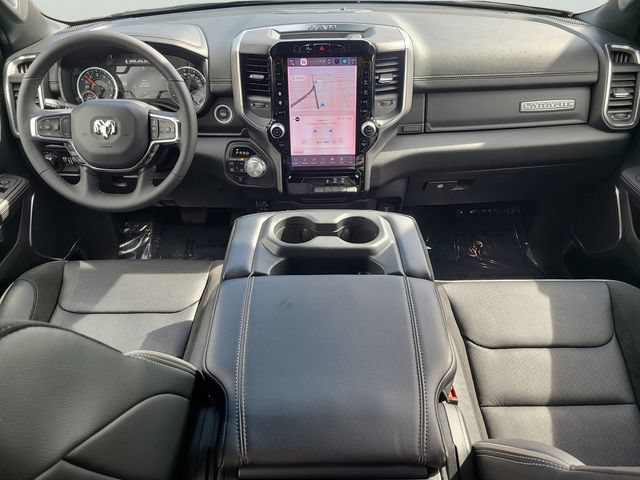 Used 2025 RAM 1500 Laramie AWD/4WD image 13