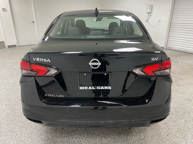 Used 2023 Nissan Versa SV image 6