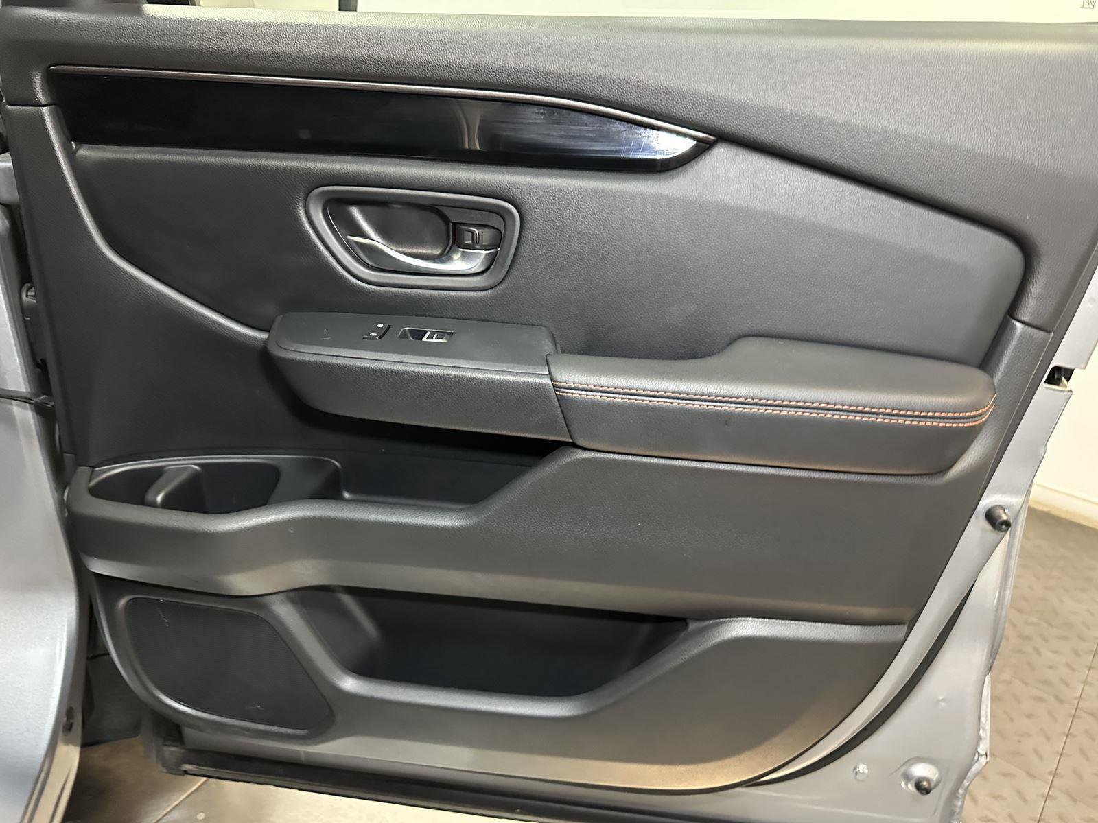 Used 2023 Honda Pilot TrailSport image 38