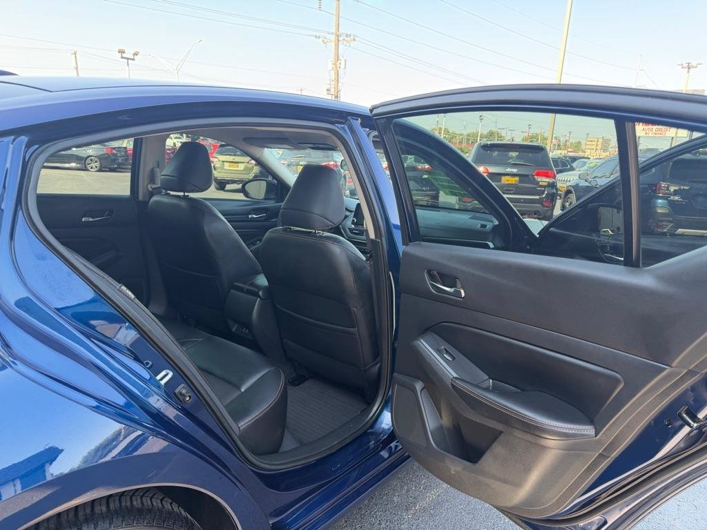 Used 2019 Nissan Altima 2.5 SR w/ SR Premium Package FWD image 8