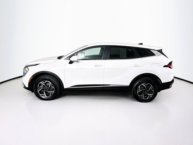 Used 2023 Kia Sportage LX AWD/4WD image 8