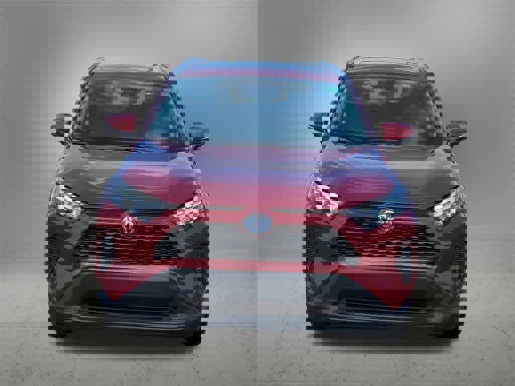 Used 2023 Toyota RAV4 XLE w/ Convenience Package image 9