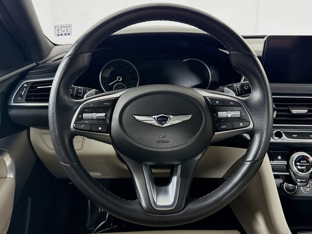 Used 2023 Genesis G70 2.0T AWD/4WD image 12