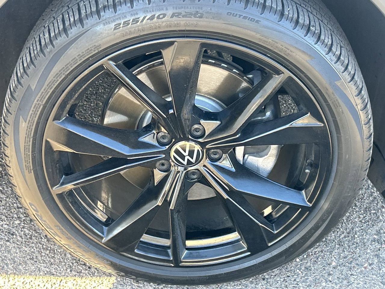 Certified 2023 Volkswagen Tiguan SEL R-Line AWD/4WD image 7