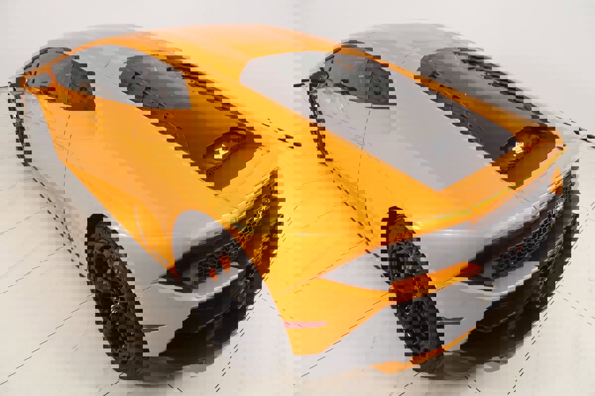 Used 2022 Lamborghini Huracan EVO image 33