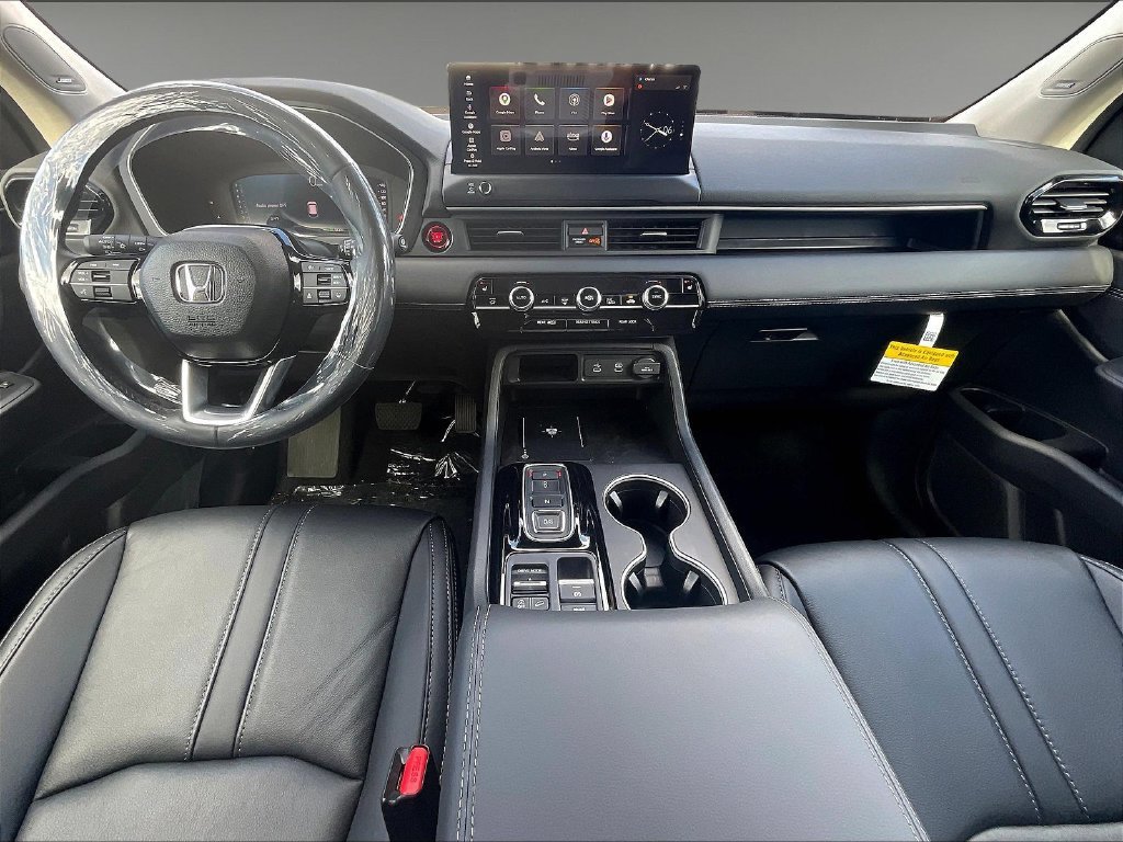 New 2026 Honda Pilot Touring image 11