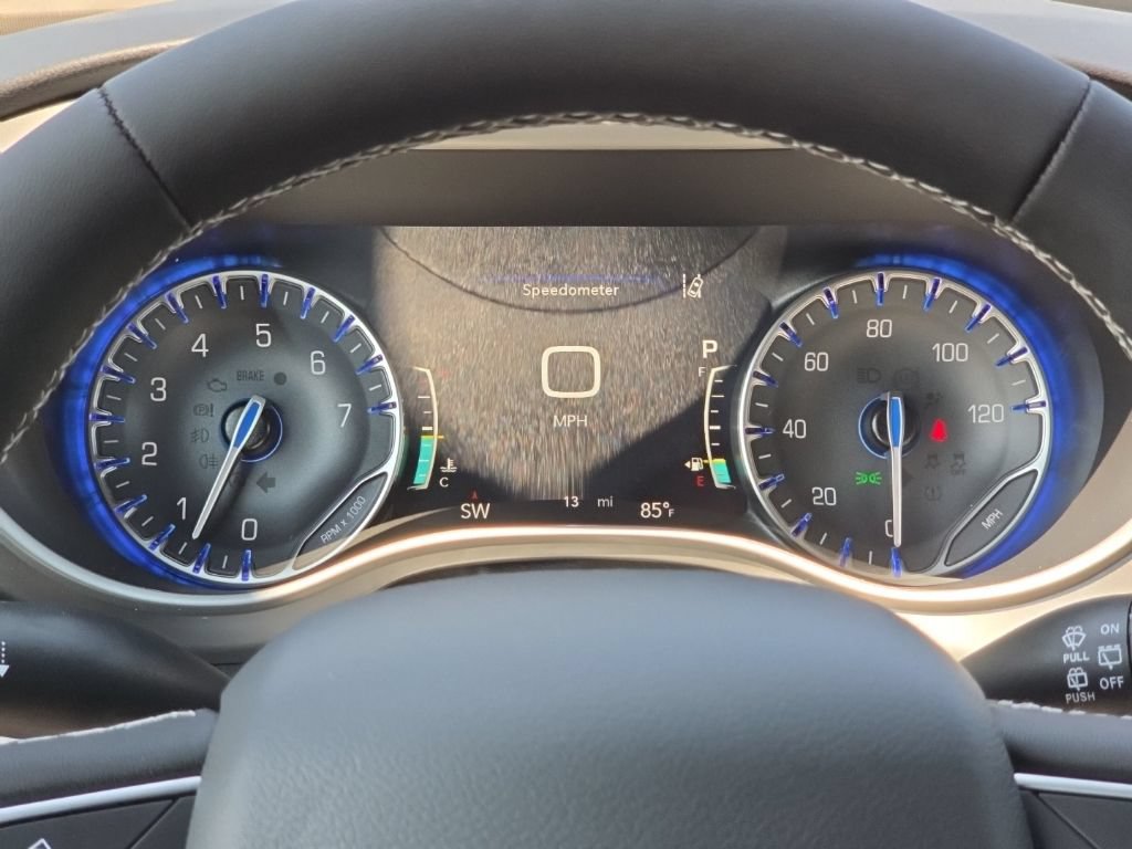New 2027 Chrysler Pacifica LX FWD image 30