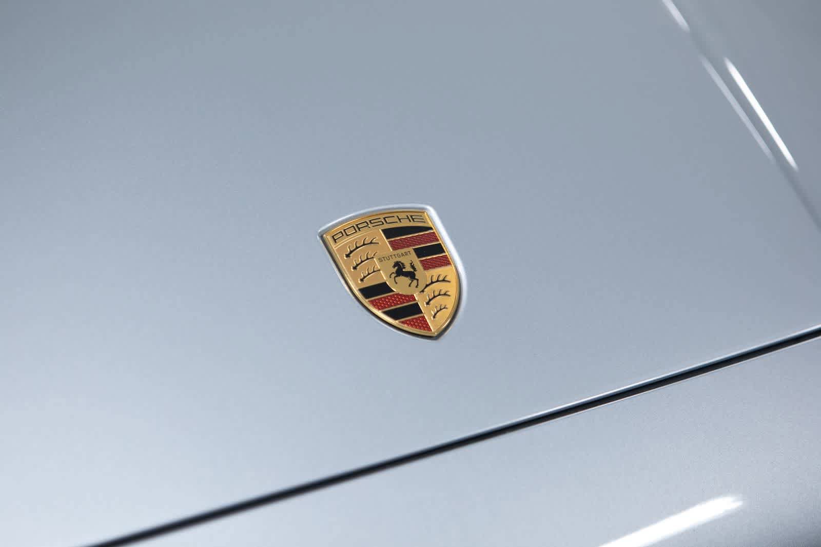 New 2026 Porsche Cayenne GTS image 17