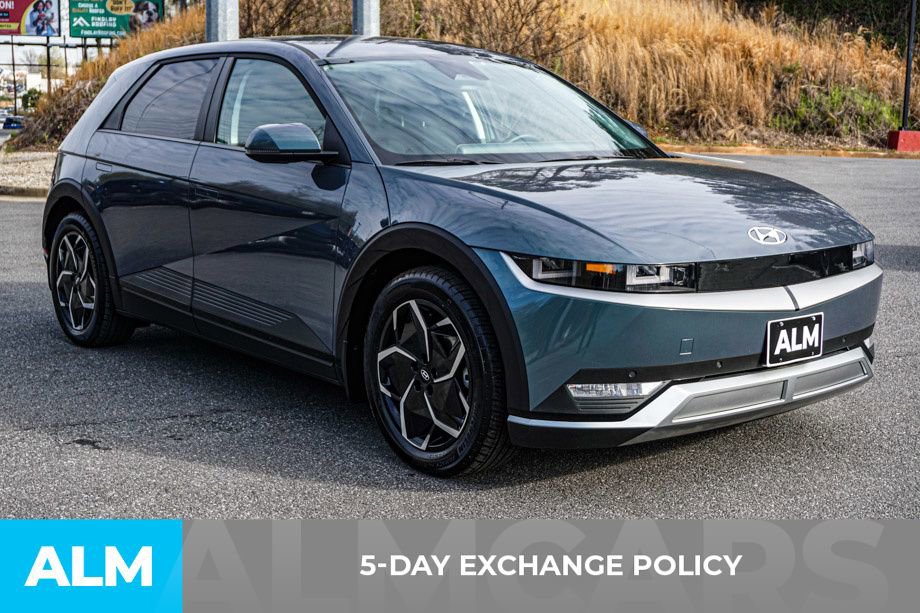 Used 2024 Hyundai Ioniq 5 SEL image 3