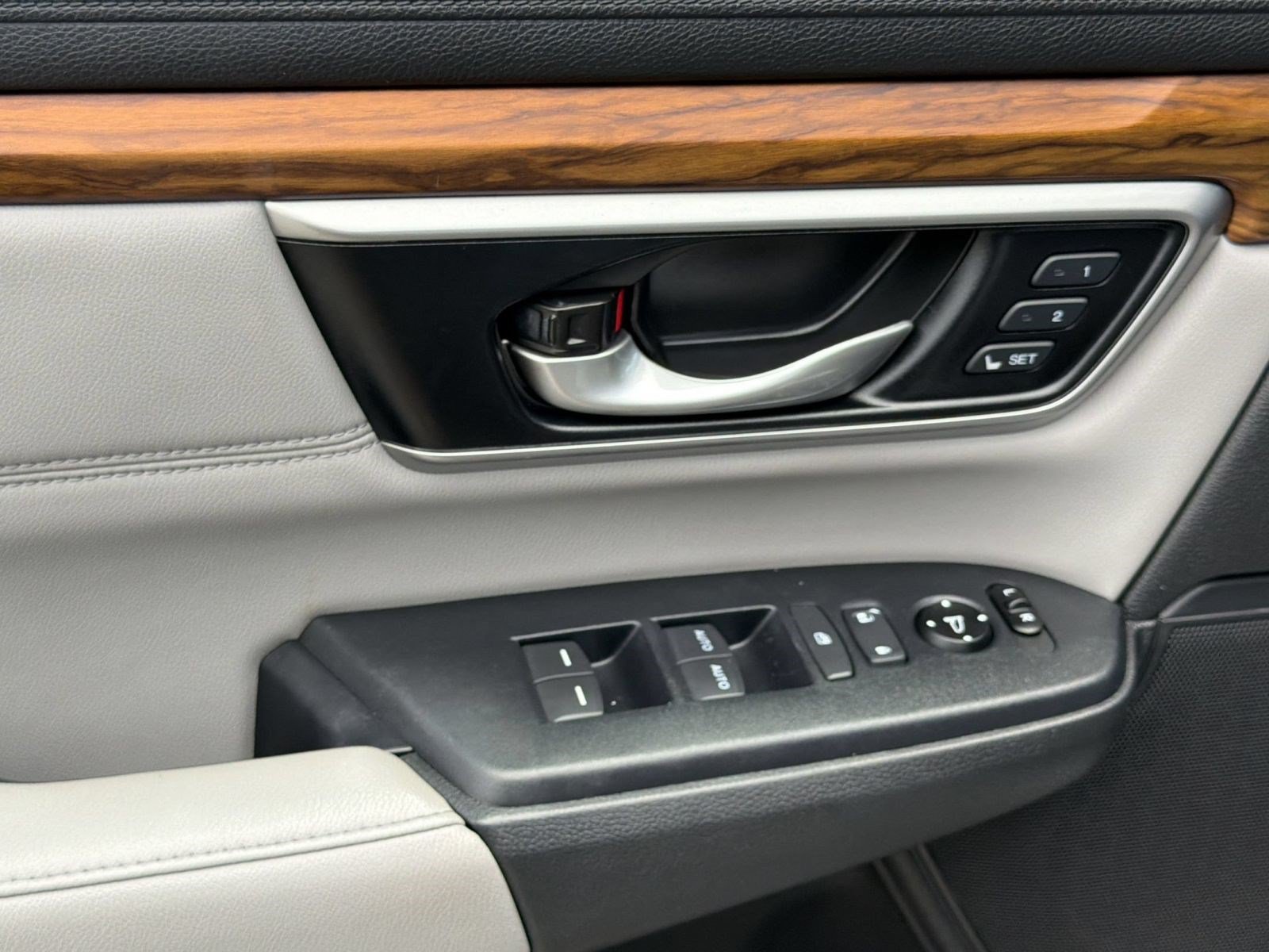 Used 2019 Honda CR-V EX-L image 14