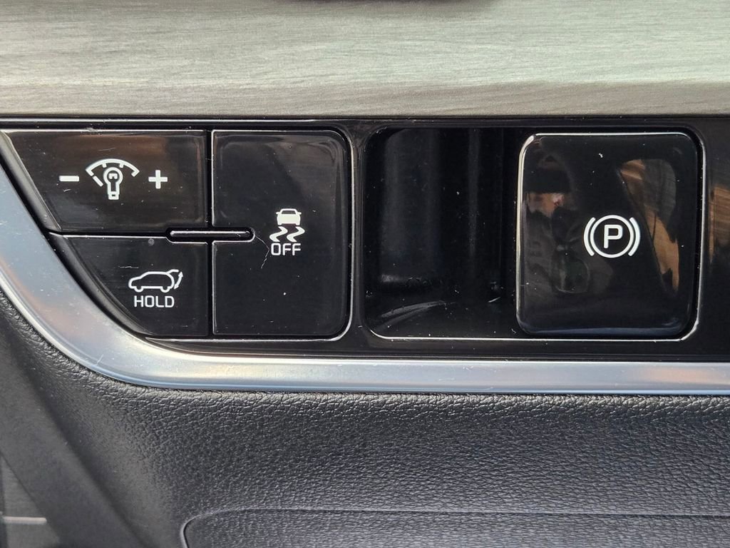 Used 2023 Kia Sportage X-Line w/ X-Line Premium Package image 27