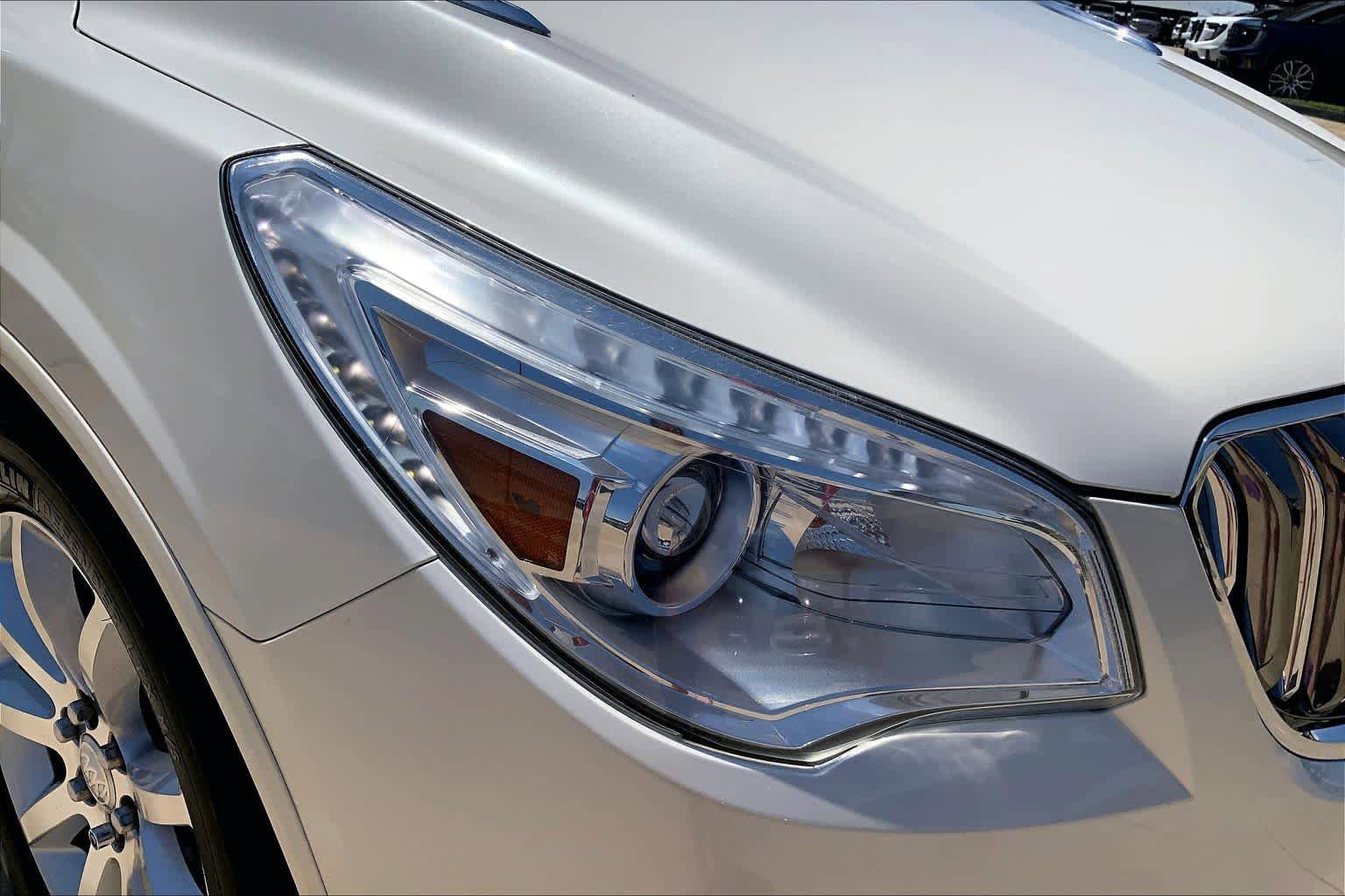 Used 2015 Buick Enclave Premium w/ Experience Buick Package FWD image 27