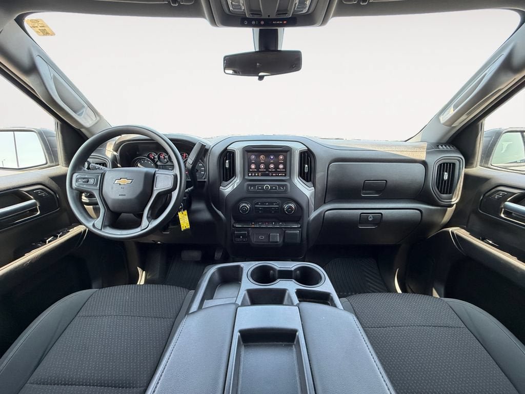Used 2020 Chevrolet Silverado 1500 Custom w/ Custom Value Package AWD/4WD image 11