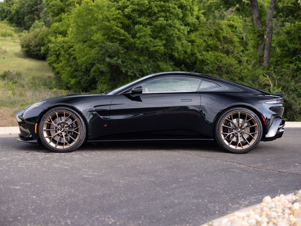 New 2026 Aston Martin V8 Vantage S RWD image 3