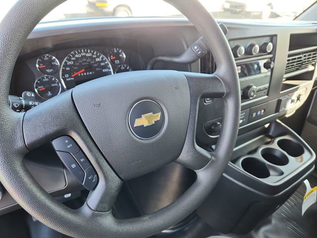 New 2025 Chevrolet Express 3500 w/ Driver Convenience Package image 30