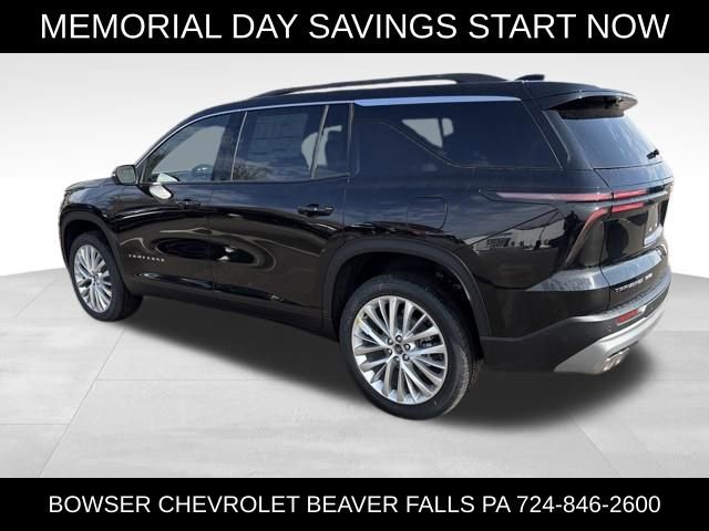 New 2026 Chevrolet Traverse LT w/ Driver Confidence Package AWD/4WD image 3