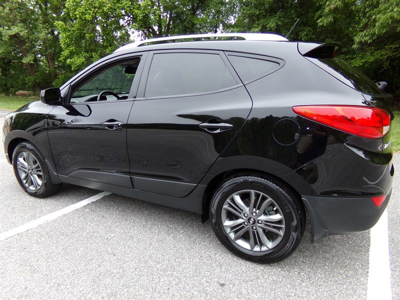 Used 2015 Hyundai Tucson SE AWD/4WD image 9