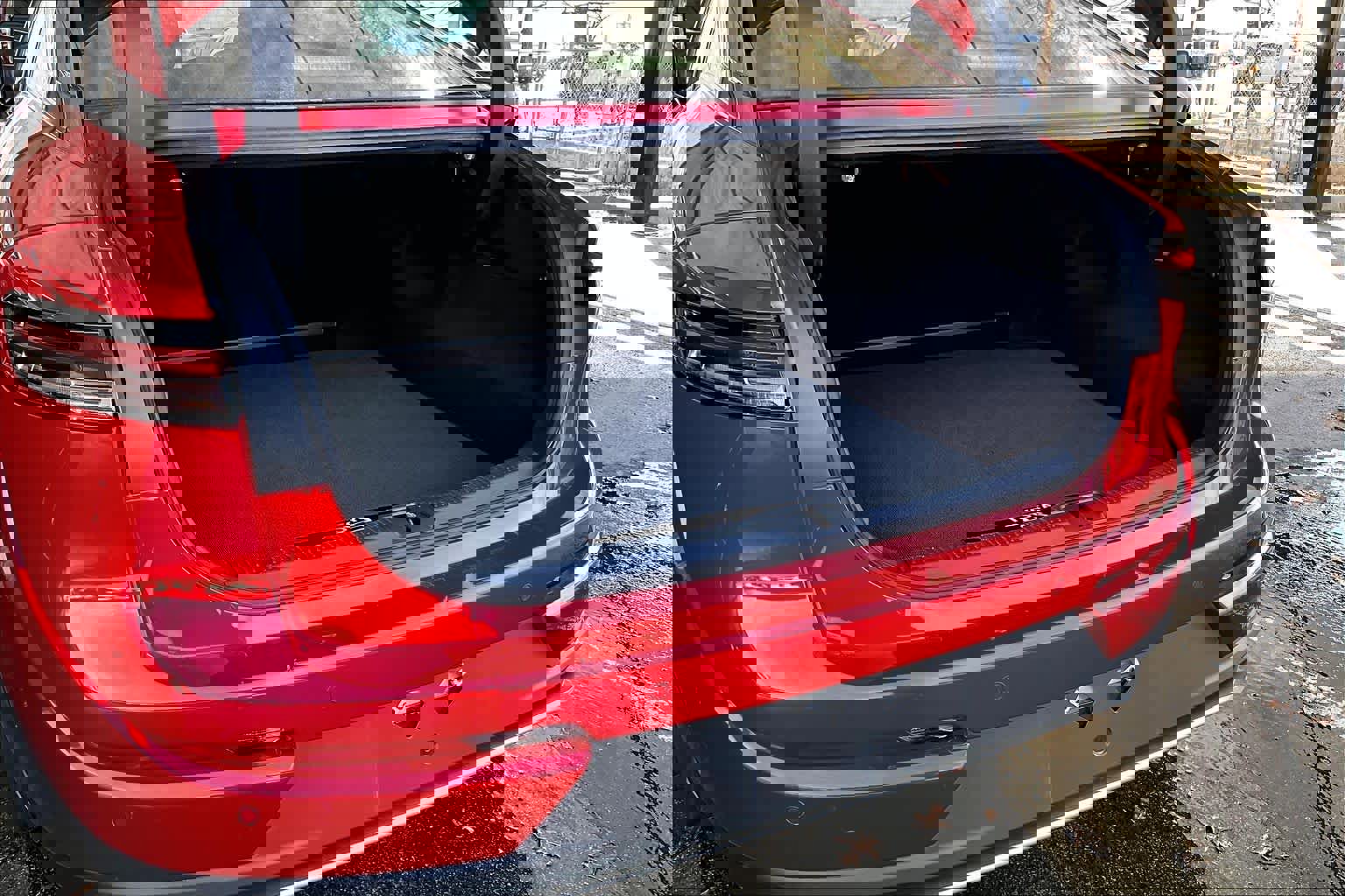 Used 2023 Toyota Crown Limited image 36