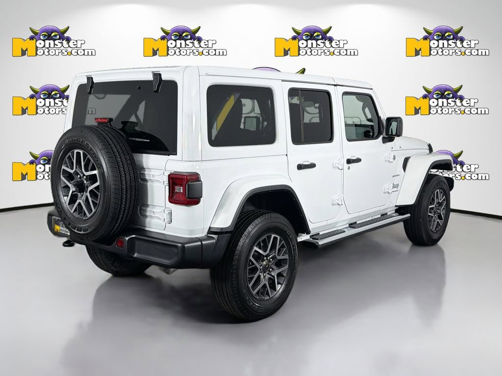 Used 2024 Jeep Wrangler Unlimited Sahara AWD/4WD image 5