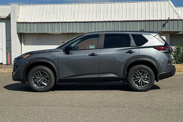 New 2026 Nissan Rogue S image 7